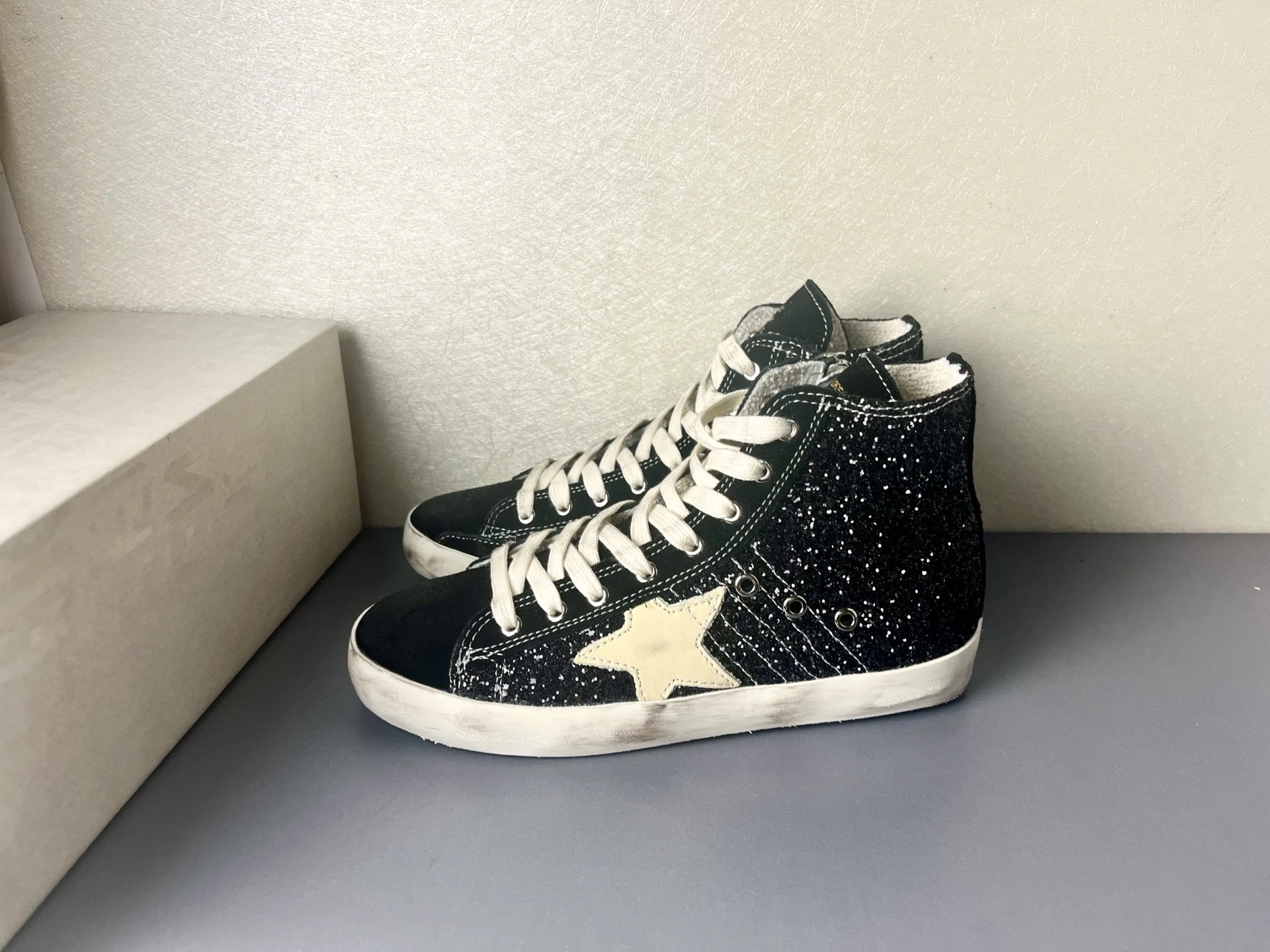 OOBB-- 6642 GWF00113.F004558.90232 Deluxe Brand Francy STAR cowhide item:E-X018I2314